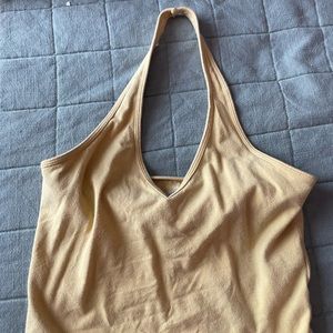 Yellow crop to from Hollister